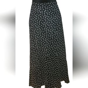 Coldwater Creek Reversible midi skirt in black & cream.